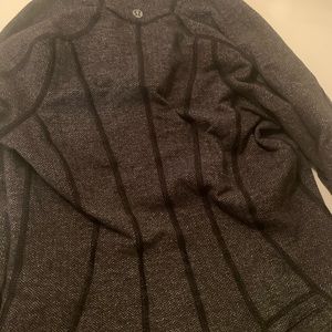 Lululemon gray athletic jacket xsmall